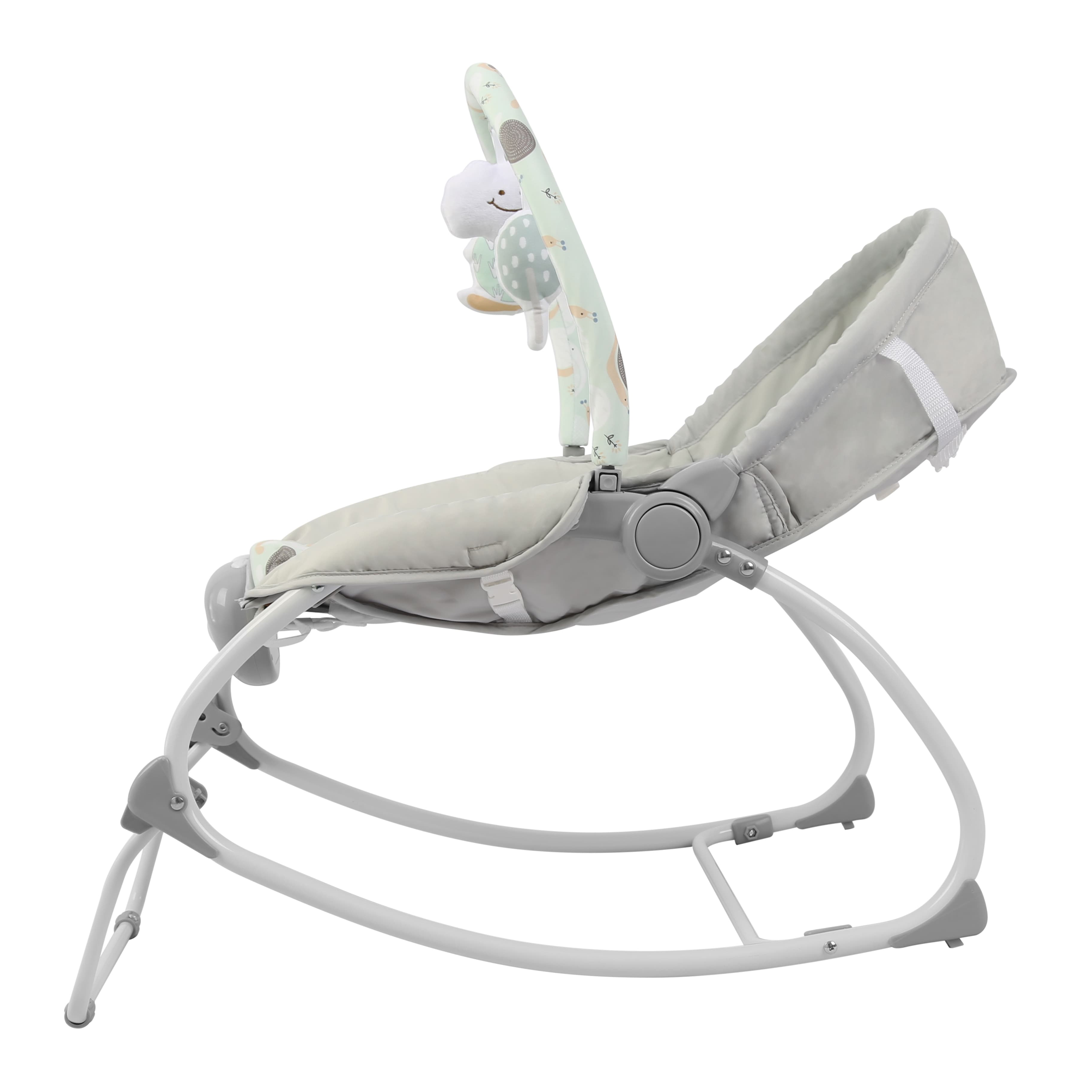 Imagen 2 de 4 de Mecedora Carestino